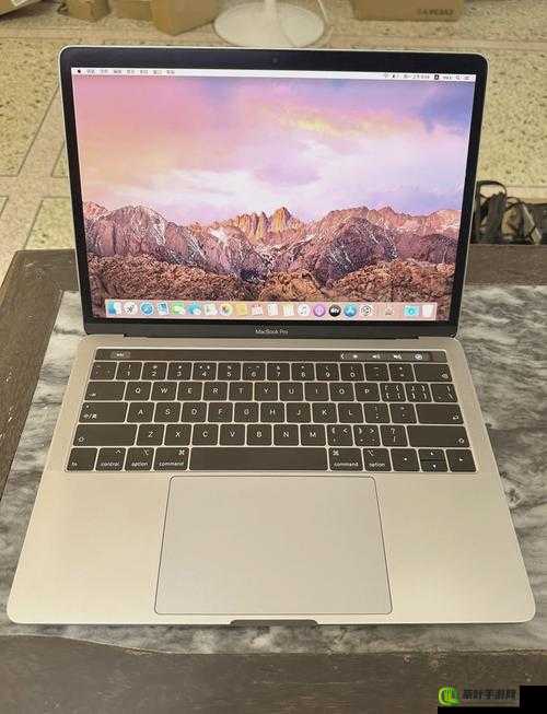 18 19 MacBook Pro 高清：极致视觉体验之选